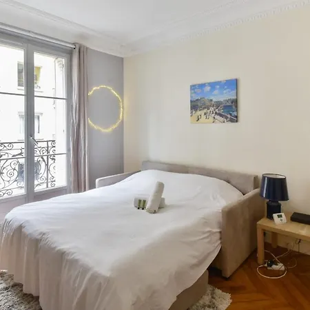 Appartamento Haussman Et Son Balcon - Welkeys